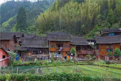 村民申请宅基地要找谁审批?有哪些条件要求呢(农村村民申请宅基地,应向哪里提出申请)